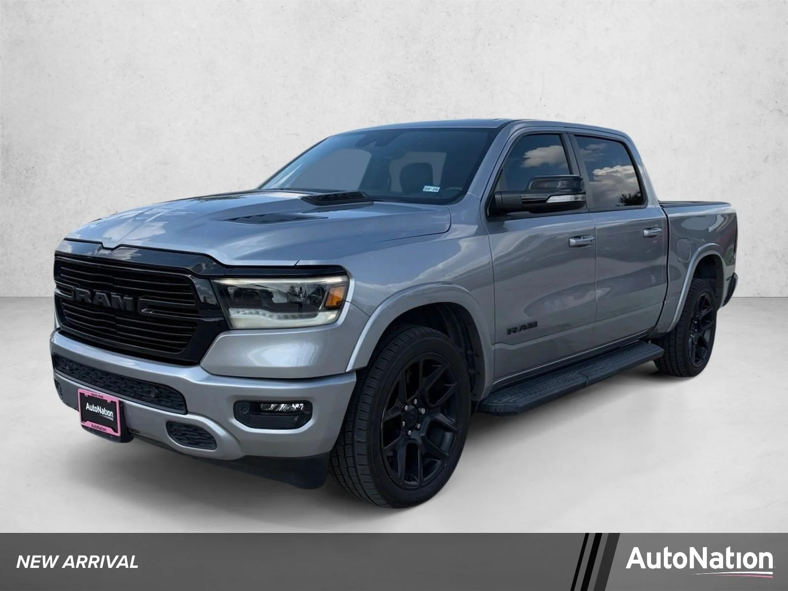 Used 2022 Billet Silver Metallic Clearcoat RAM Laramie image 1