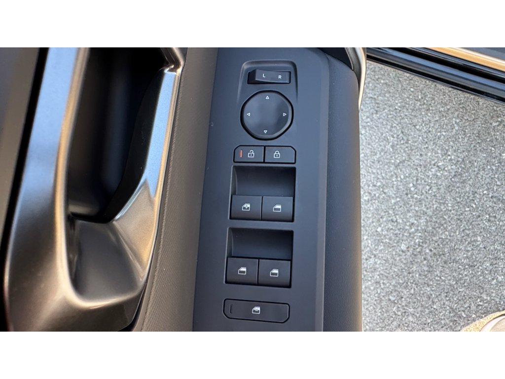 New 2027 Terrain Brown Kia X-Line S image 24