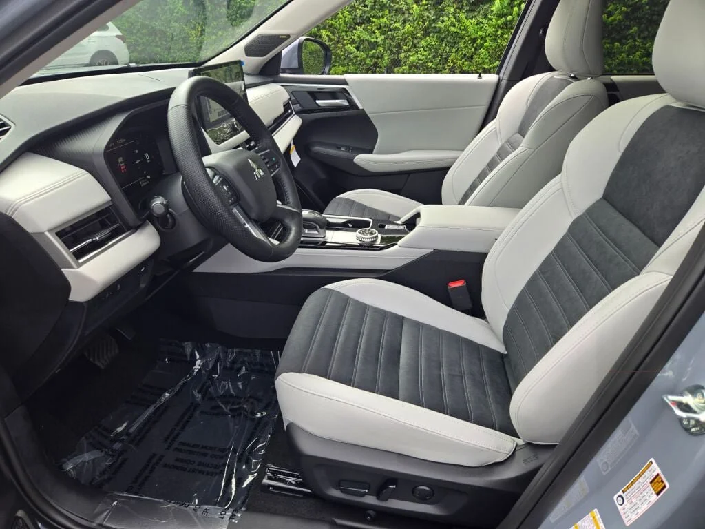 New 2026 Gray Mitsubishi SE 1.5T S-AWC image 16