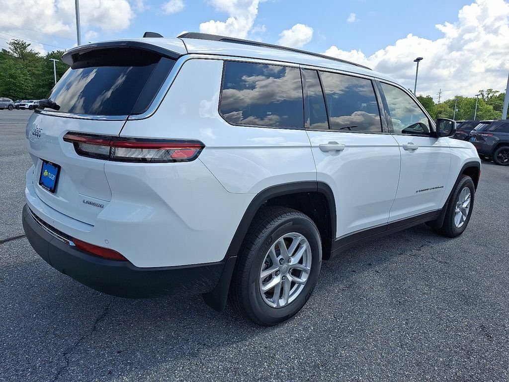 New 2026 Bright White Clearcoat Jeep Laredo X image 4