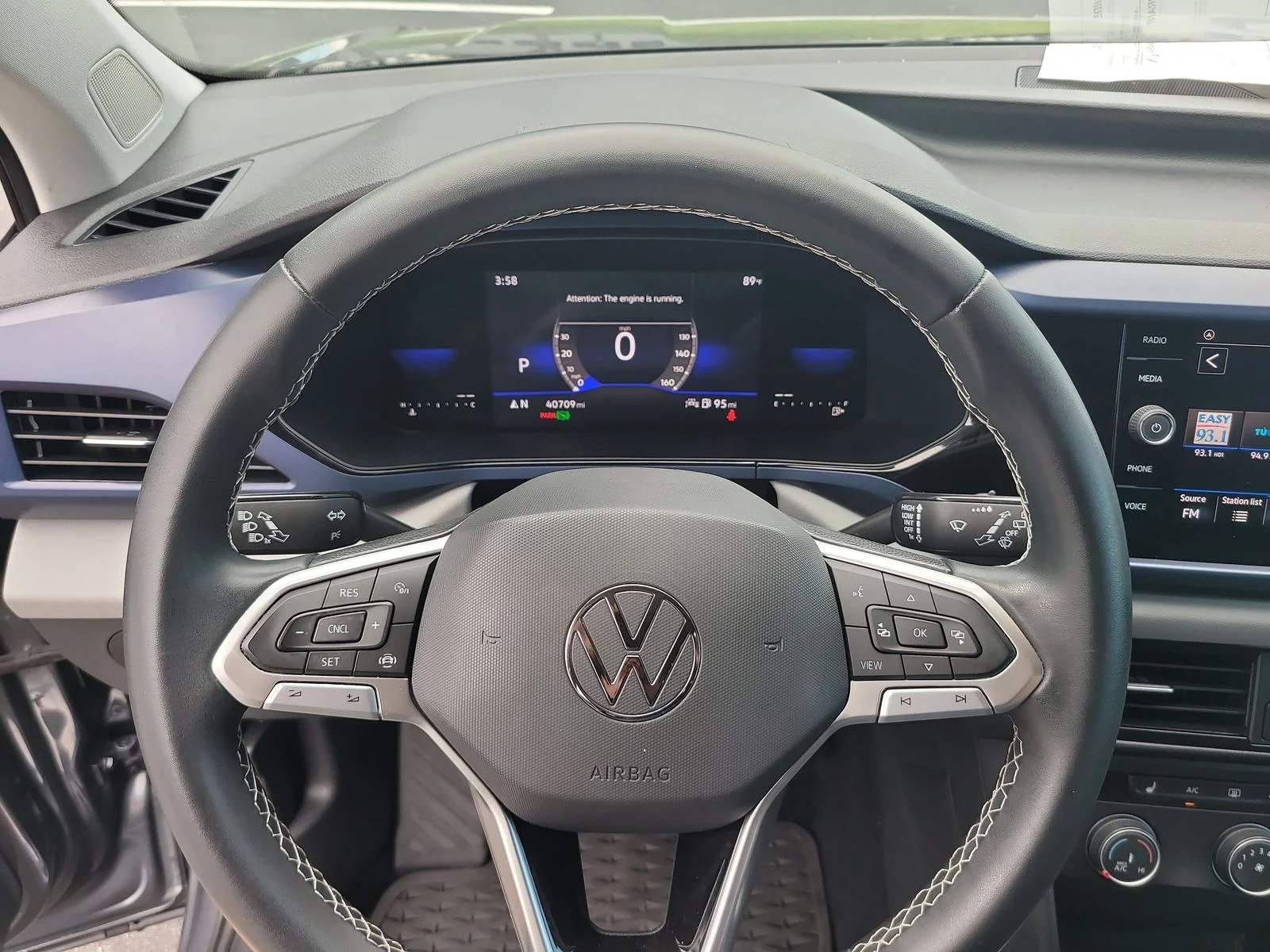 Used 2022 Gray Volkswagen 1.5T SE image 26