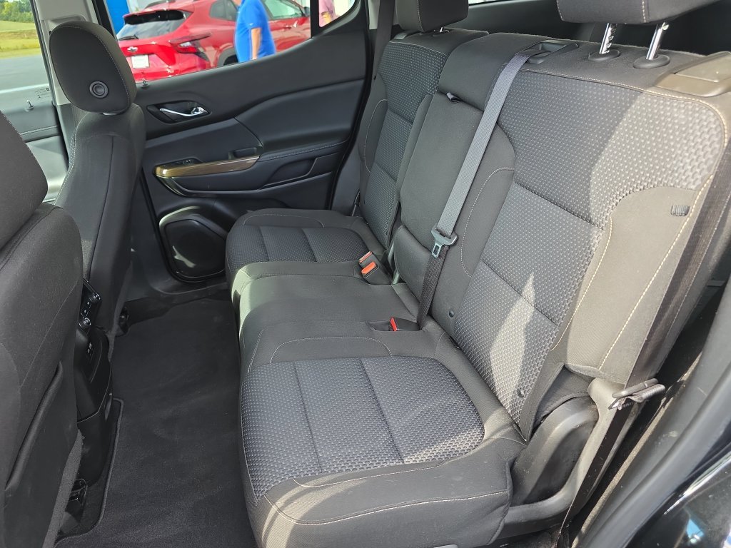 Used 2020 Black GMC SLE image 13
