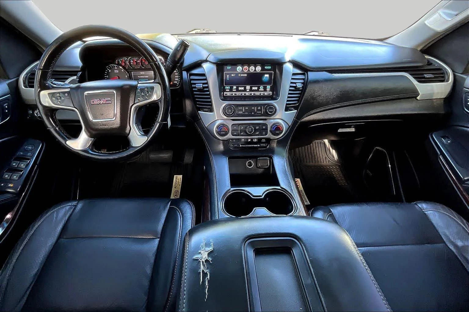 Used 2018 Onyx Black GMC SLE image 13