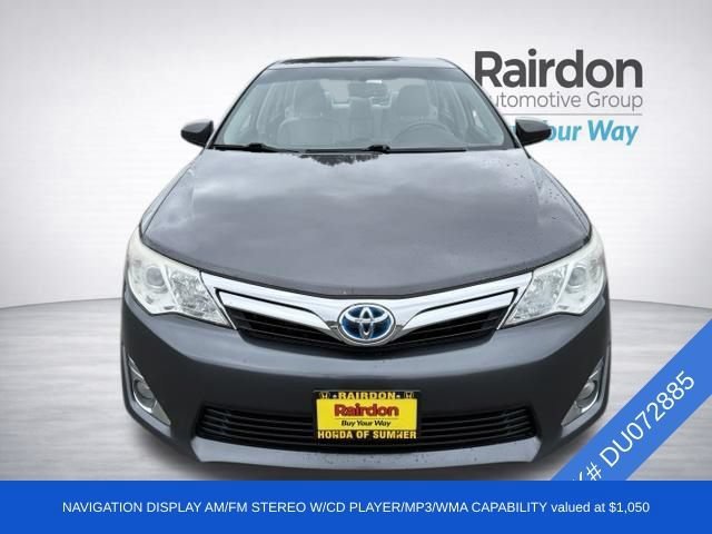 Used 2013 Magnetic Gray Metallic Toyota XLE image 2