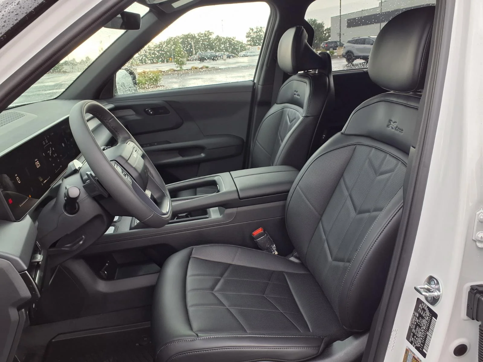 New 2027 Glacial White Pearl Kia X-Line EX image 14