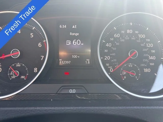 Used 2015 White Volkswagen  image 5