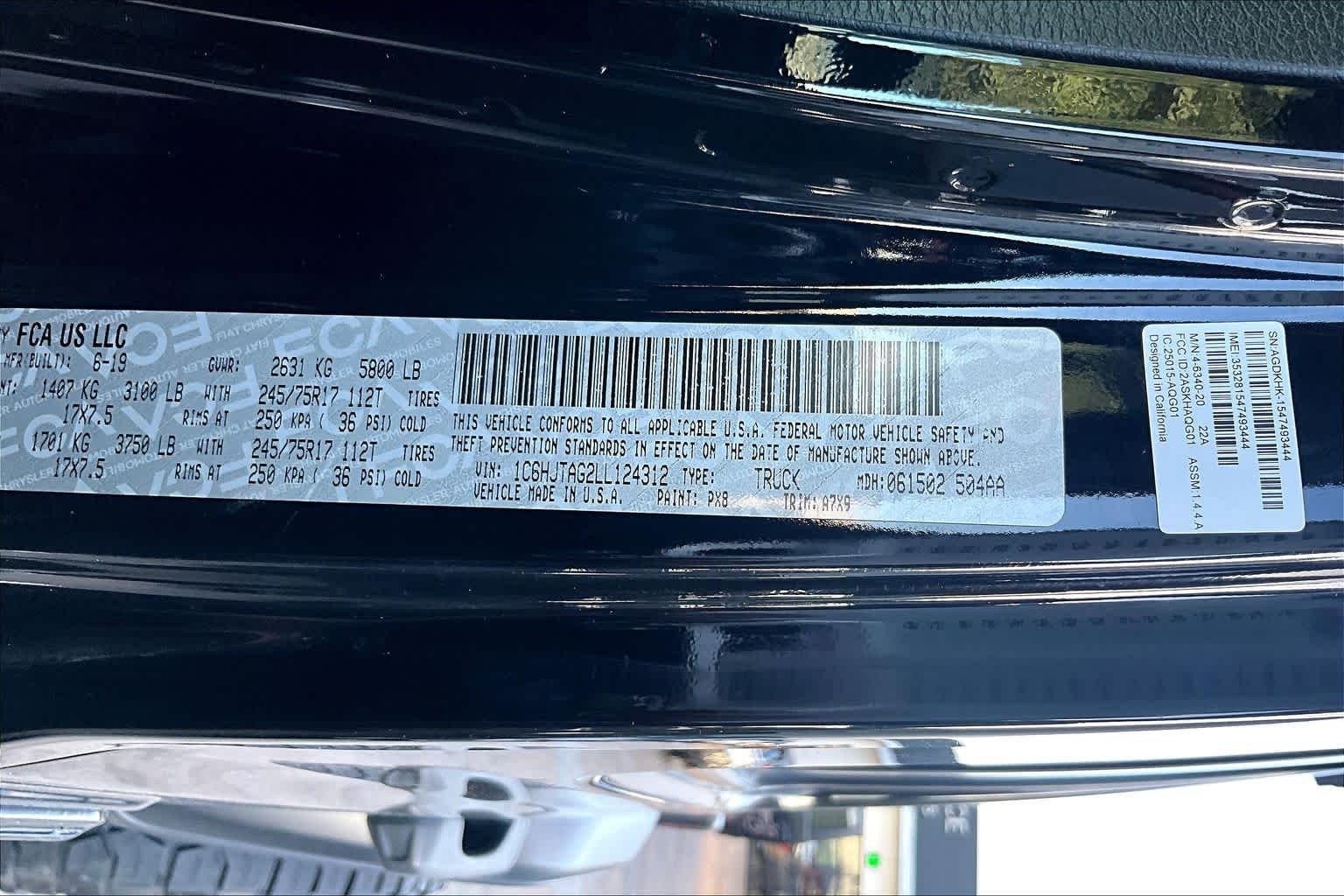 Used 2020 Black Clearcoat Jeep Sport S image 34