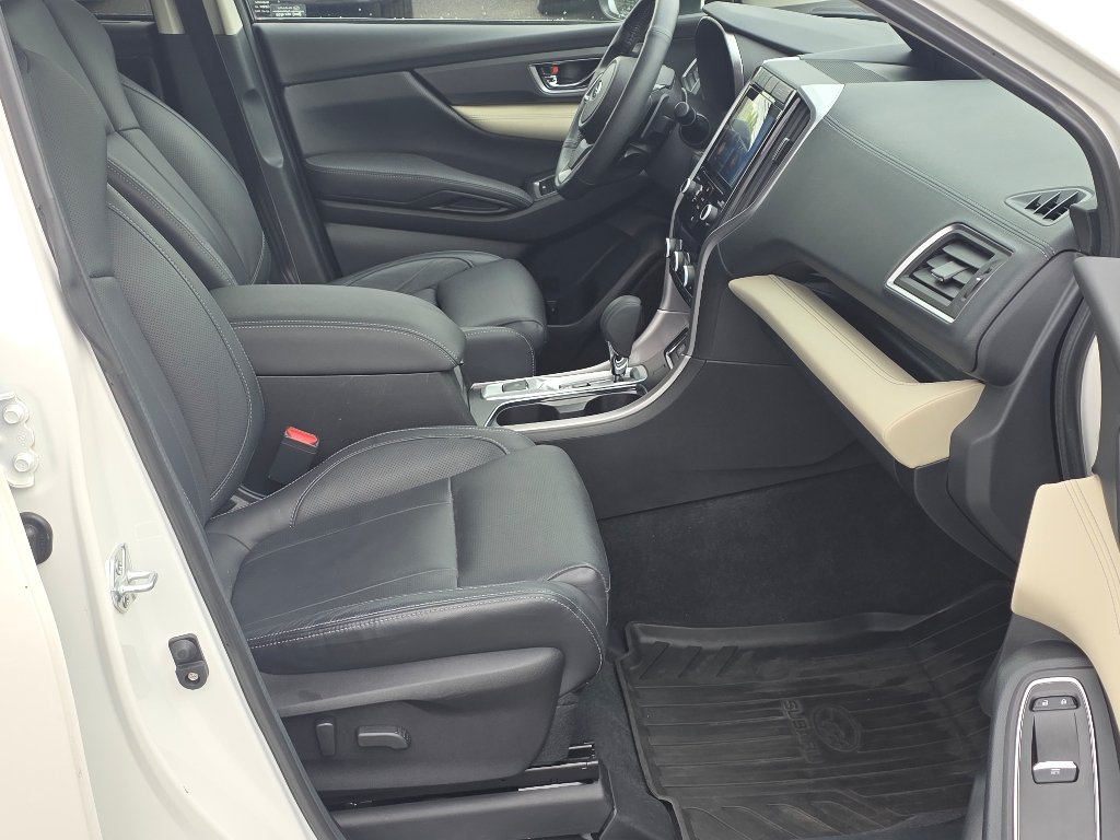 Used 2022 White Subaru Limited image 22