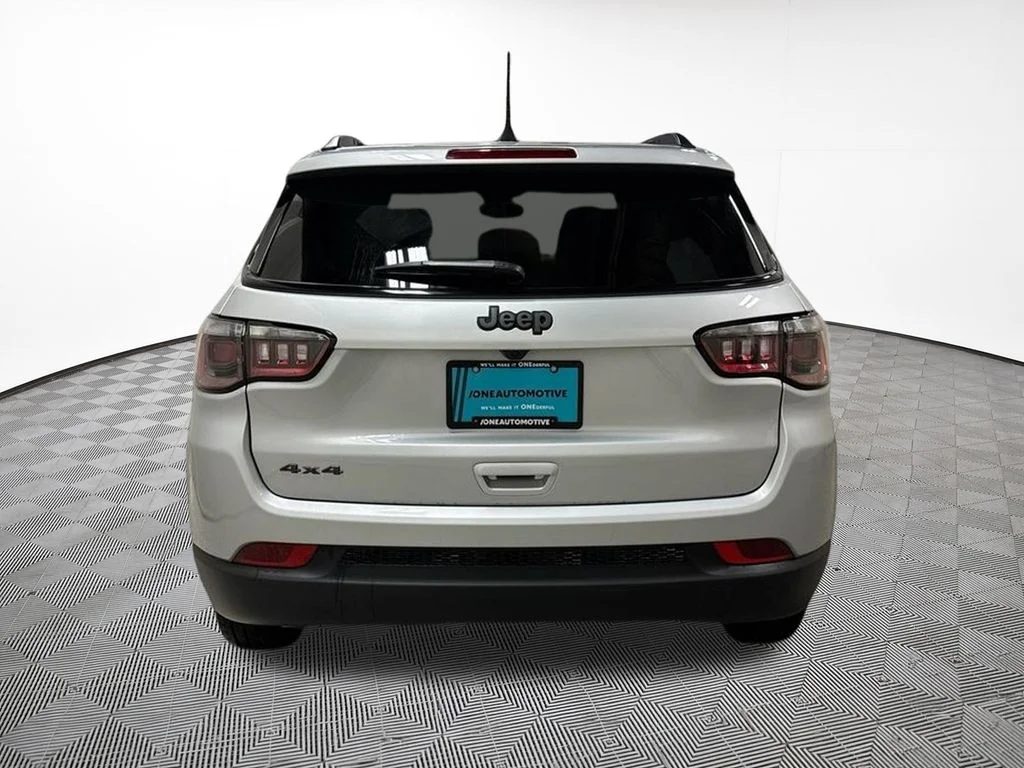 New 2026 Silver Jeep Latitude image 11