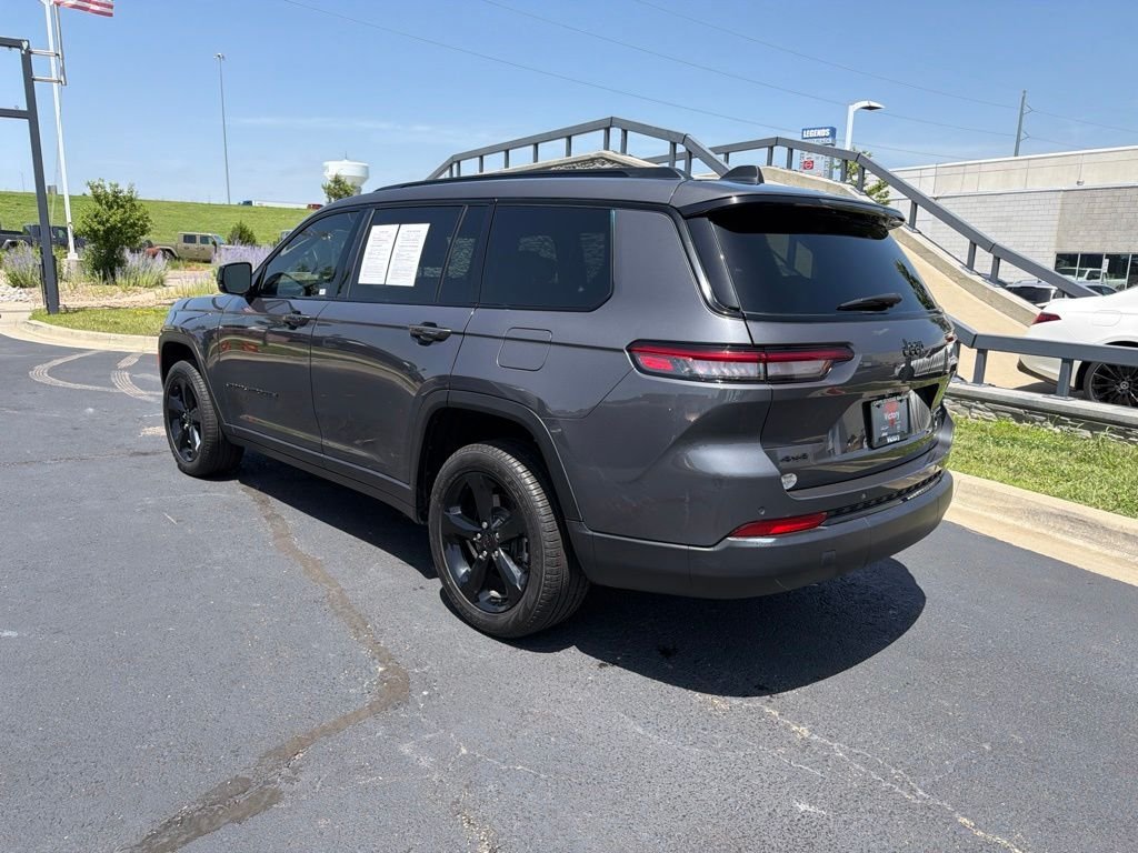 Used 2025 Gray Jeep Limited image 5