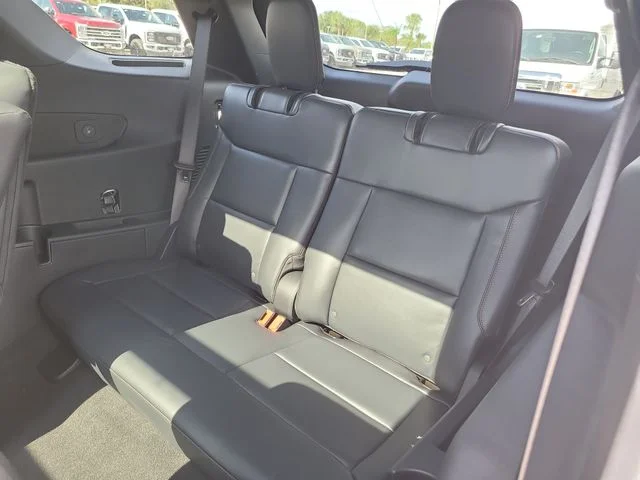 New 2027 Gray Metallic Ford Tremor image 15