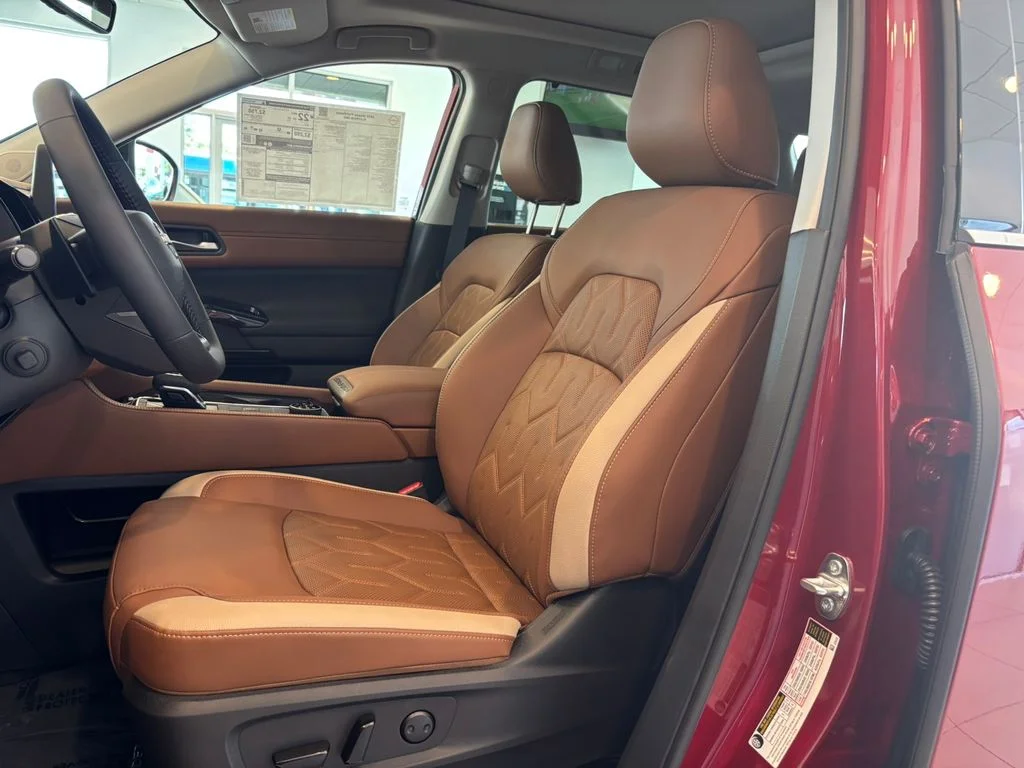 New 2026 Scarlet Ember Tintcoat Nissan Platinum image 12