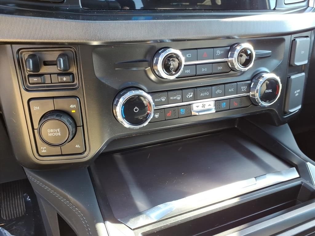 New 2026 Glacier Gray Metallic Tri-Coat Ford F-350® Platinum® image 23
