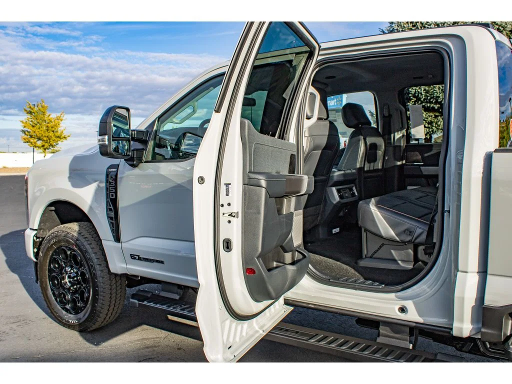 New 2026 Avalanche Ford F-350® Lariat® image 44