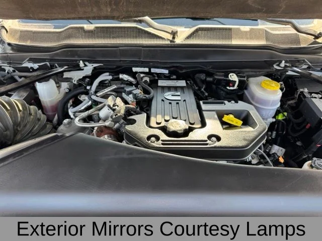 Used 2025 White Ram Big Horn image 28