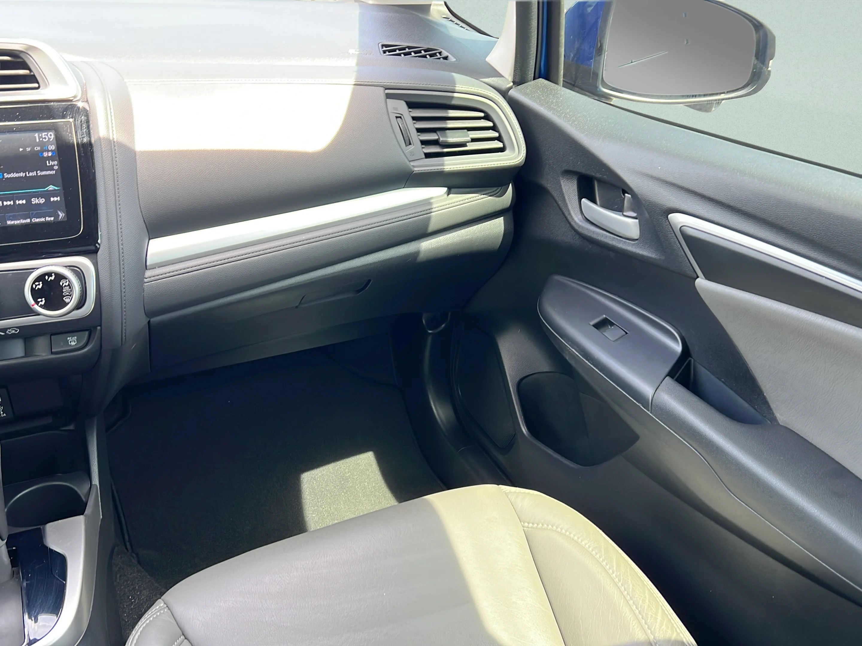 Used 2020 Aegean Blue Metallic Honda EX image 16