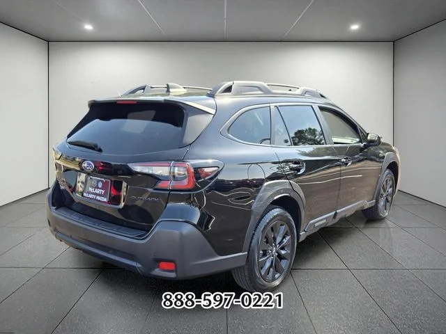 Used 2025 Crystal Black Silica SUBARU ONYX EDITION image 5