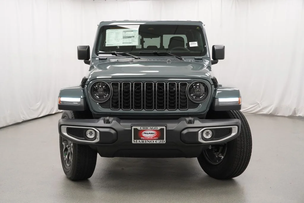 New 2026 Anvil Clear-Coat Exterior Paint Jeep Sahara image 7