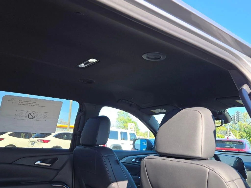 2027 Chevrolet Traverse LT - Photo 9