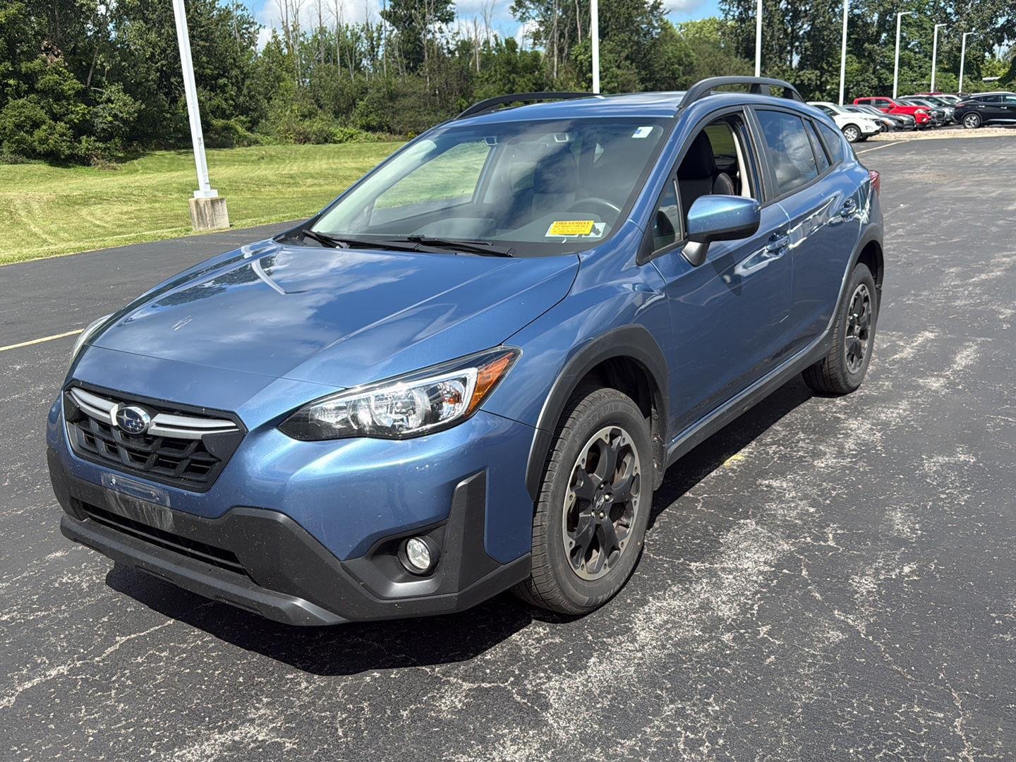 Used 2021 Horizon Blue Pearl Subaru Premium image 11