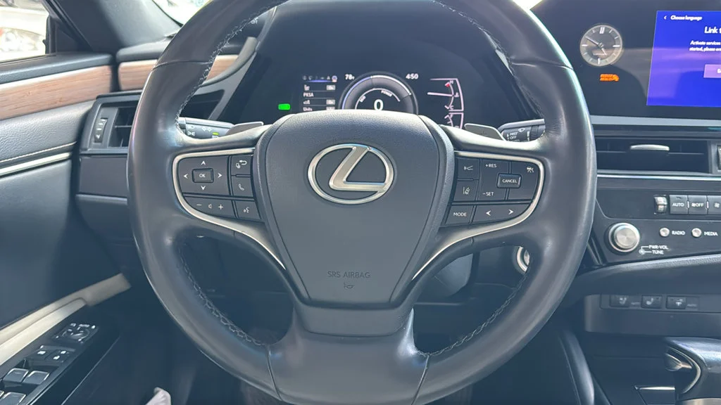 Certified Used 2023 Silver Lexus 300h image 10