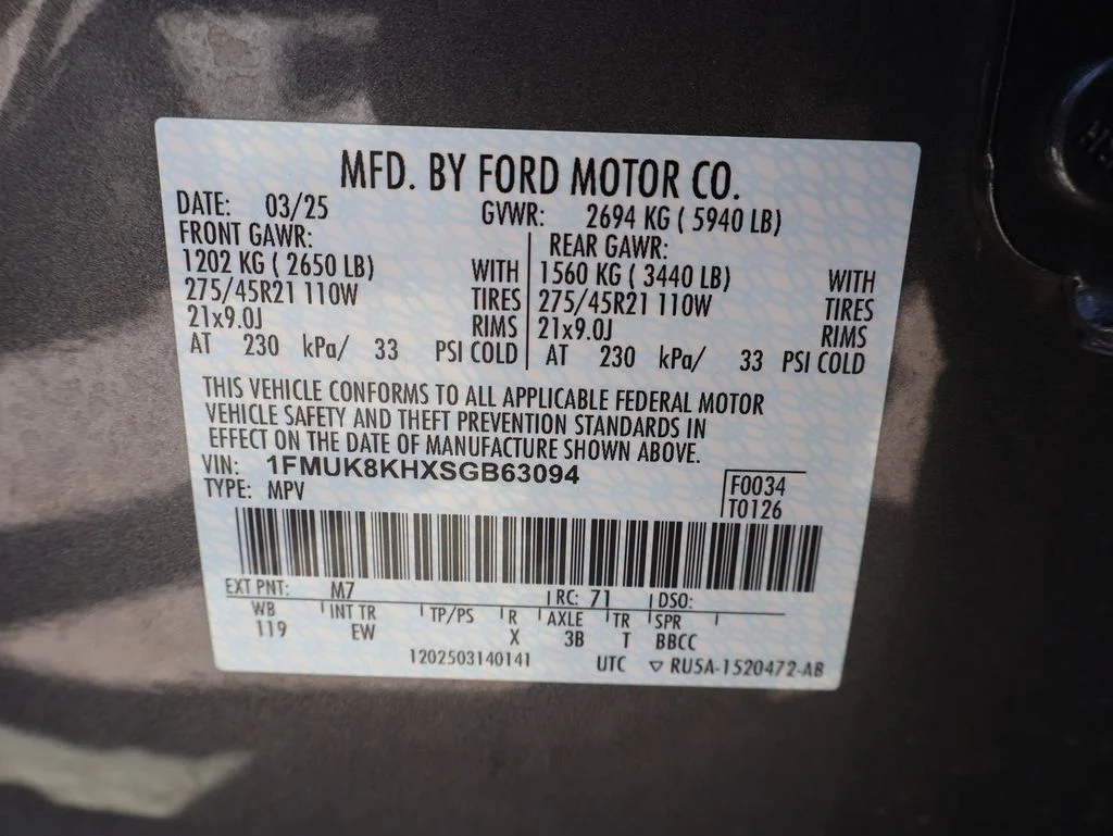 Used 2025 Gray Ford ST-Line image 42