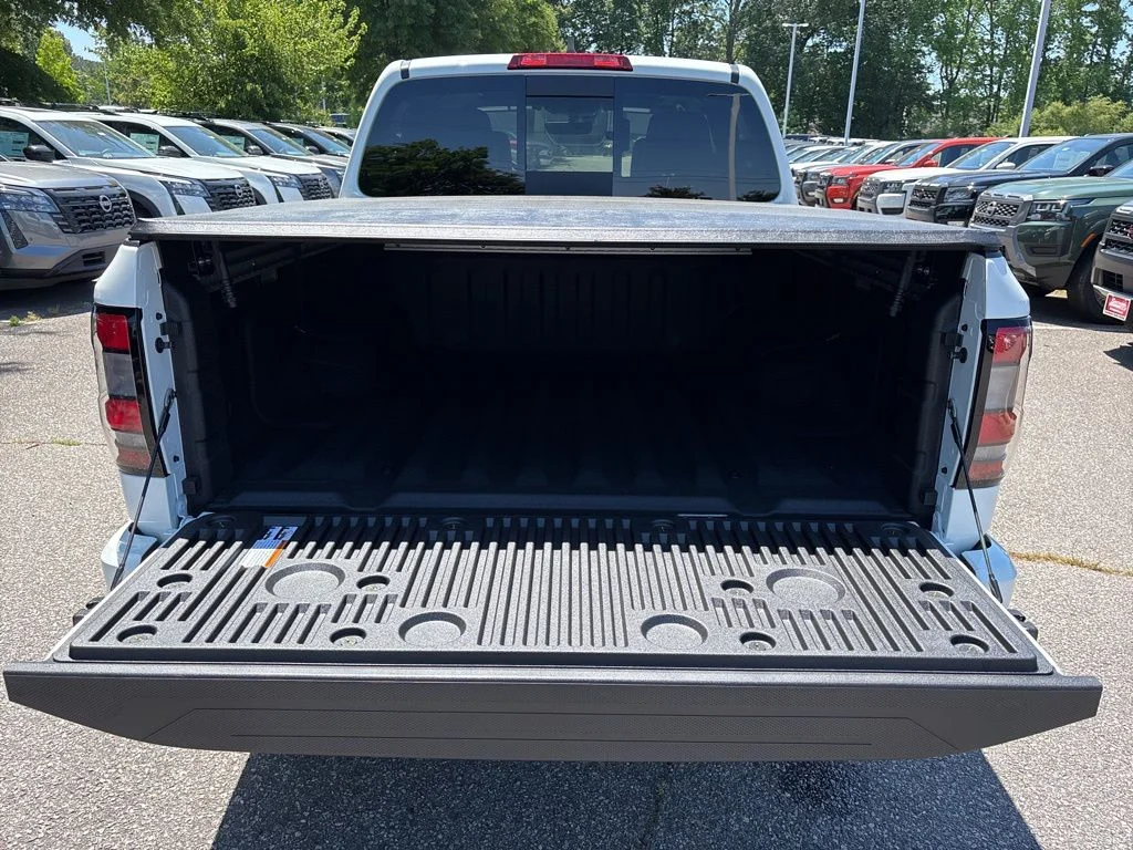 New 2026 Glacier White Nissan Crew Cab PRO-4X® image 16