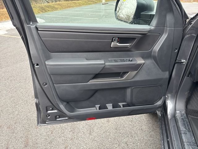 2026 Toyota Tundra SR5 - Photo 12