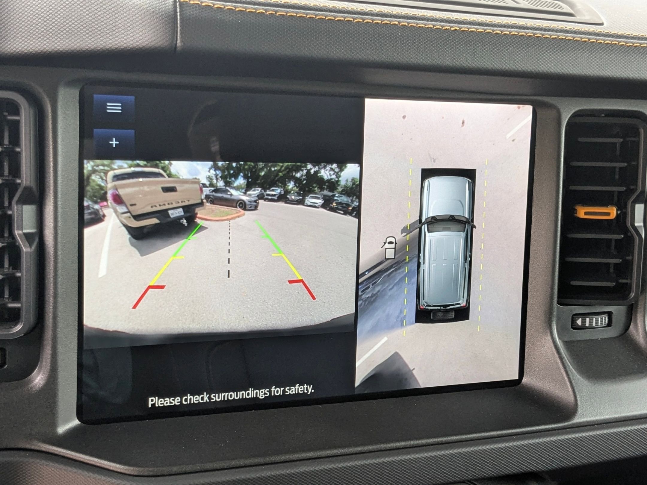 Used 2024 Gray Metallic Ford Badlands image 16