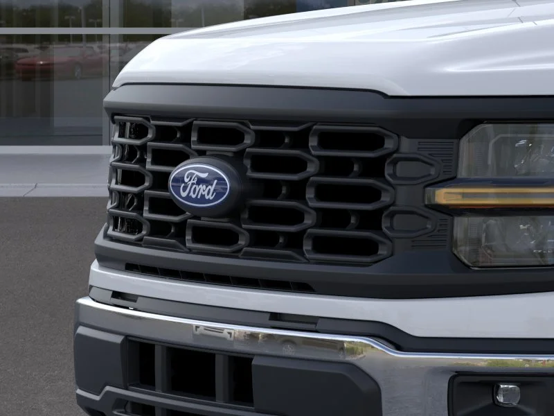 New 2026 Oxford White Ford XL image 17