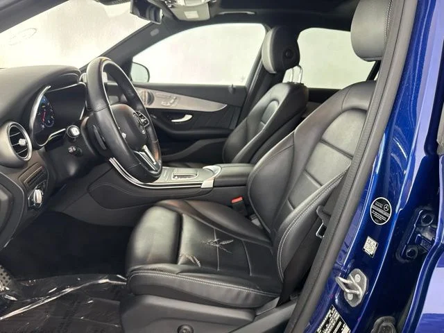 Used 2020 Blue Mercedes-Benz GLC 300 image 21