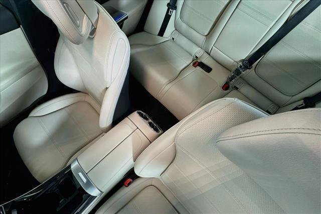 New 2026 Polar White Mercedes-Benz C 300 image 49