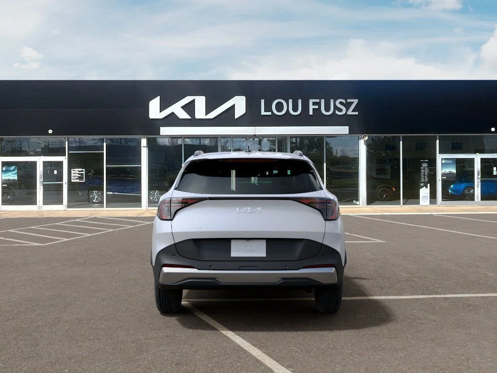 New 2027 Glacial White Pearl Kia EX image 5