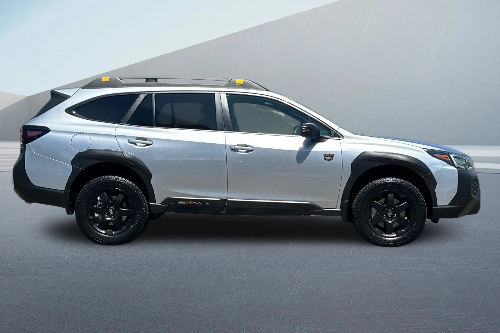 Used 2024 Ice Silver Metallic Subaru Wilderness image 3