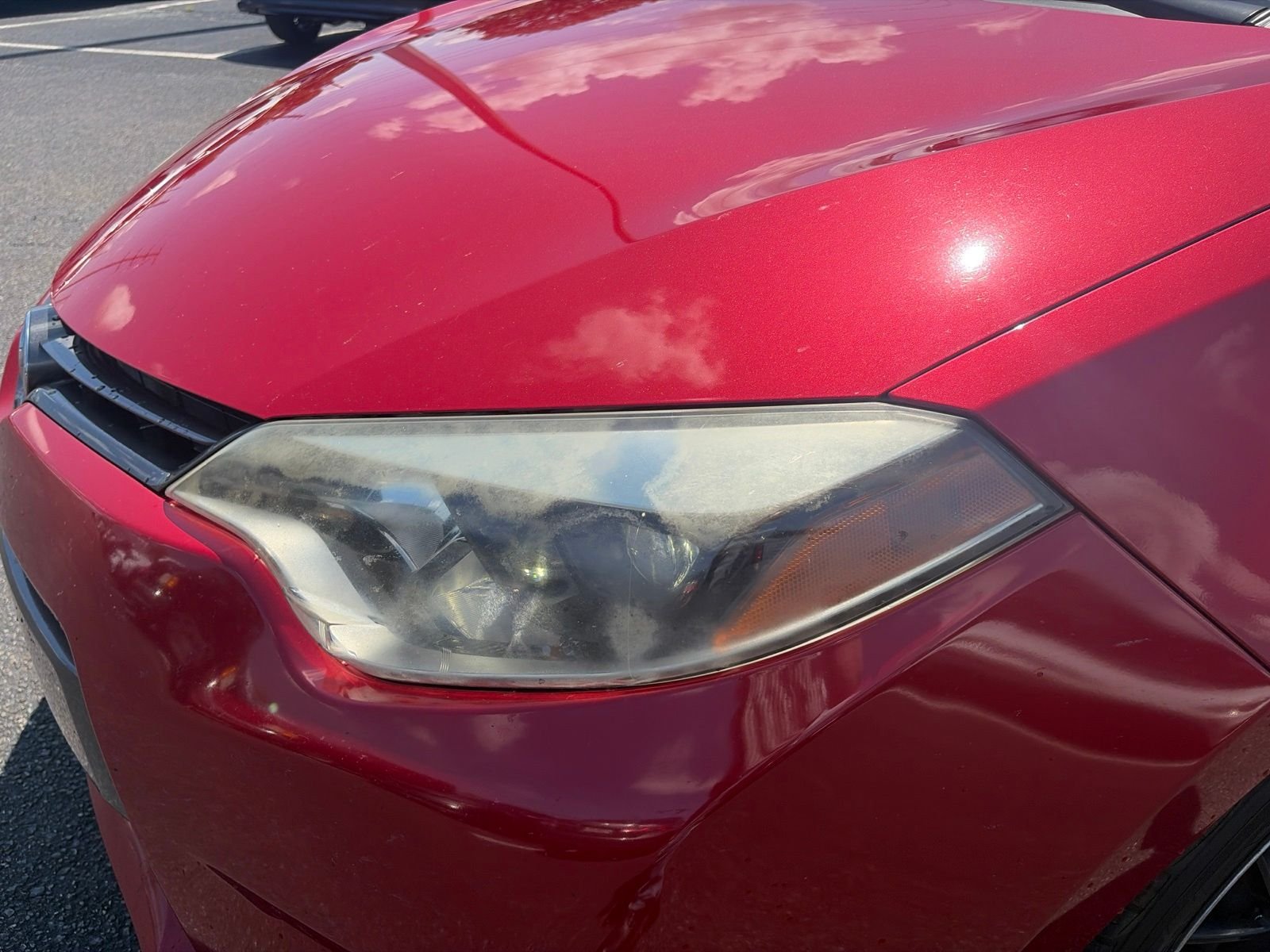 Used 2016 Red Toyota LE image 19