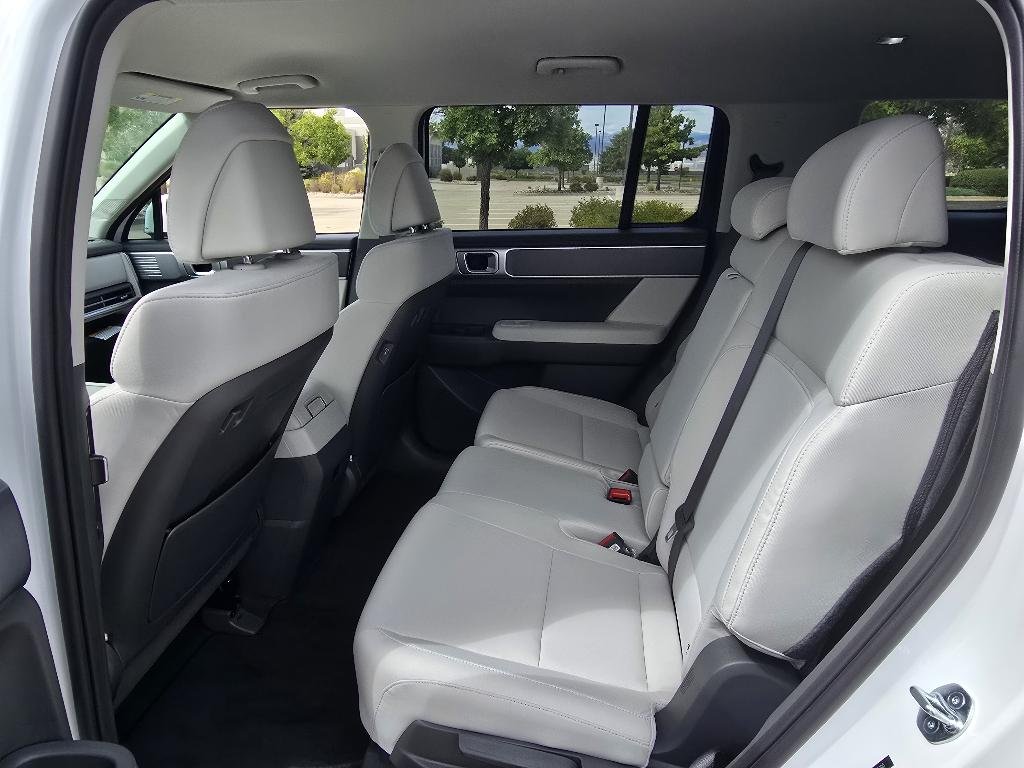 New 2026 Serenity White Hyundai SE image 15