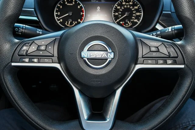 Used 2024 Gray Nissan 2.5 SV image 30