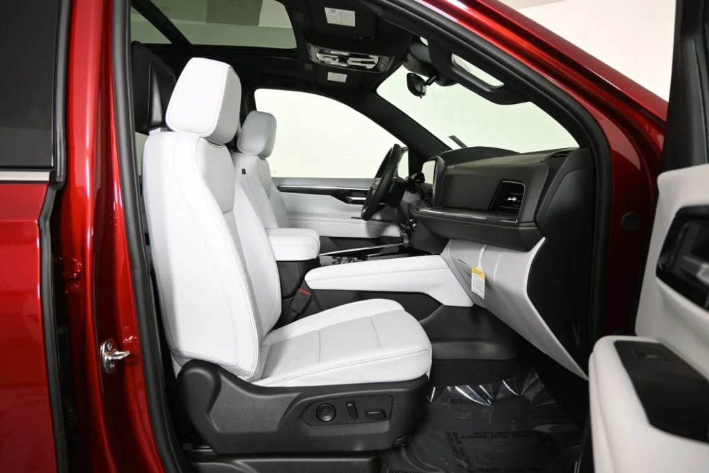 2026 Chevrolet Tahoe Premier - Photo 13