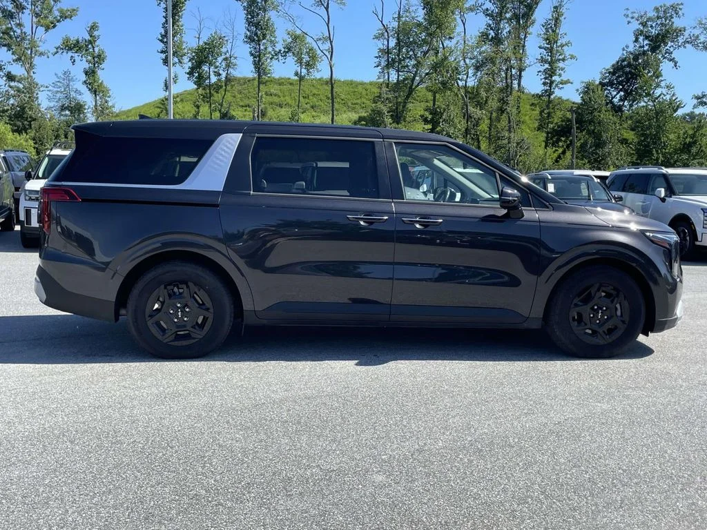 2026 Kia Carnival LXS - Photo 29