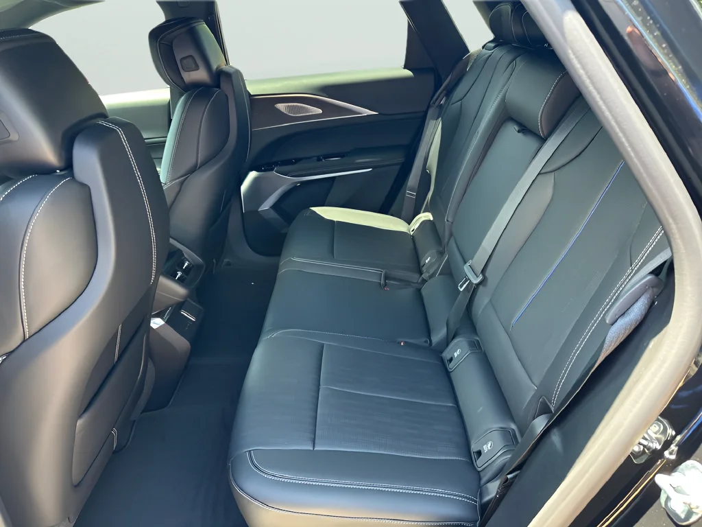 2026 Cadillac LYRIQ Premium Sport - Photo 31