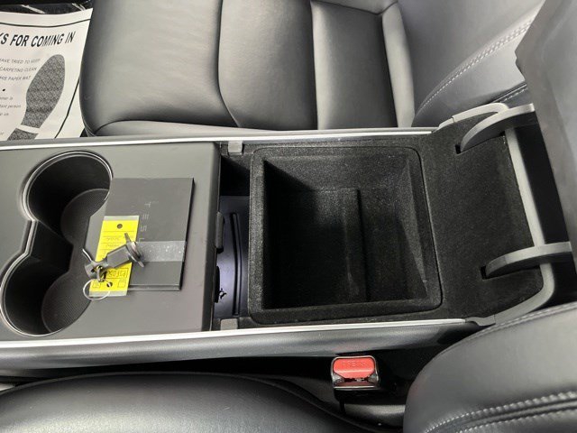 Used 2018 Silver Tesla Long Range Battery image 20