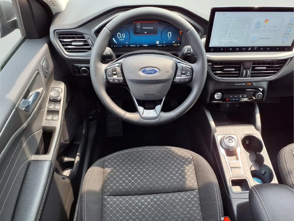 Used 2023 Gray Ford Active image 13