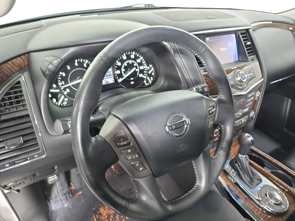 Used 2017 White Nissan SL image 4