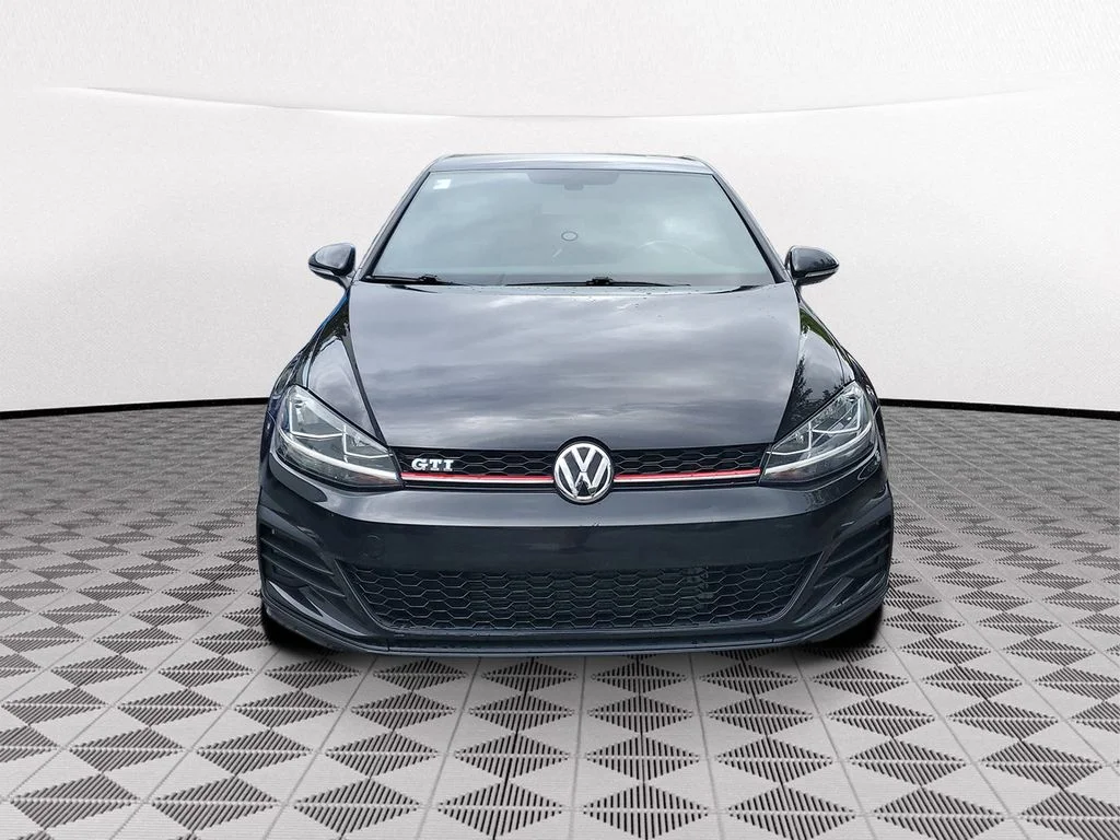 3VW547AU3JM293893