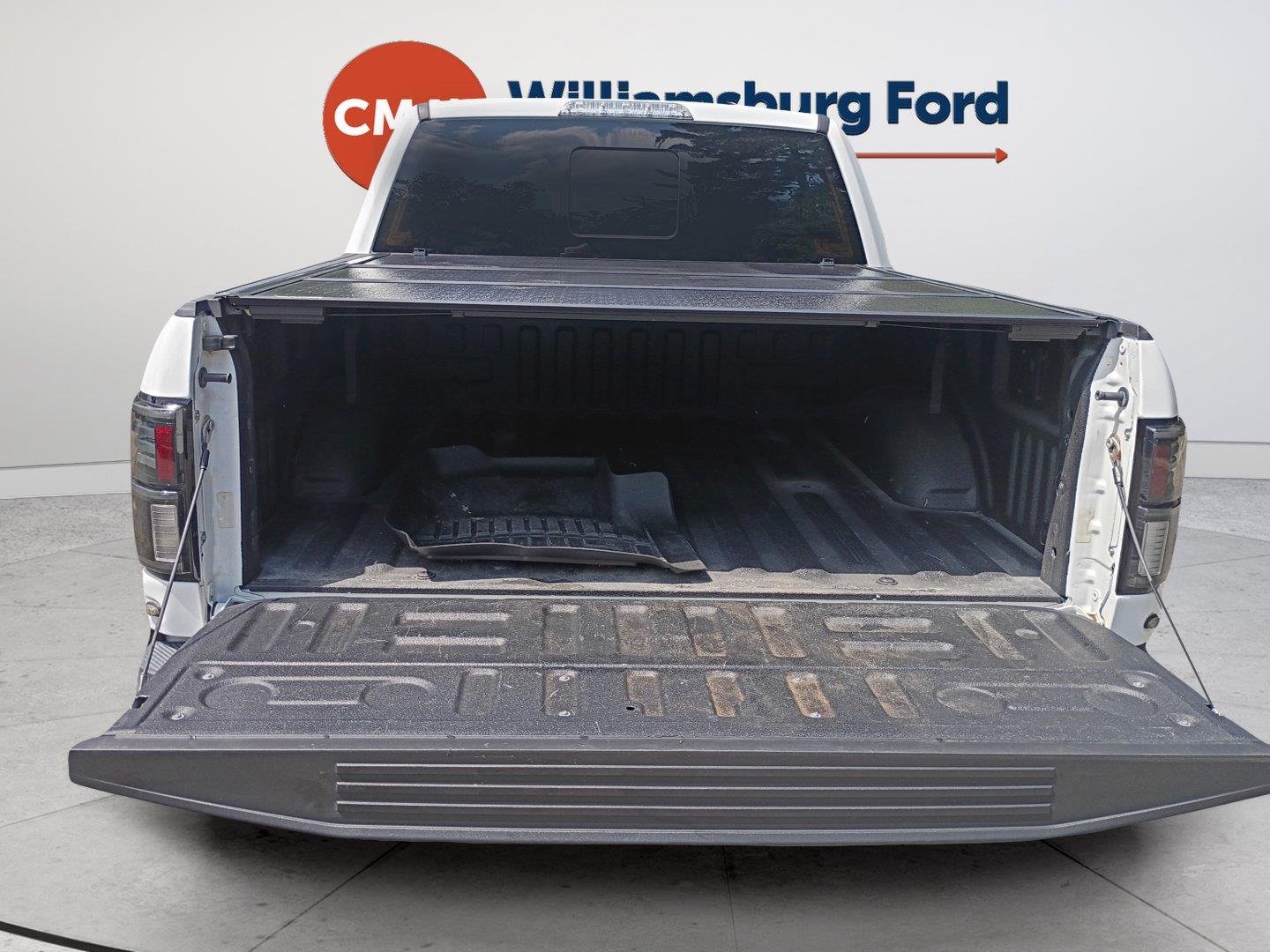 Used 2018 Oxford White Ford Raptor image 19