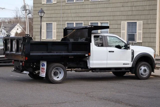 New 2026 Oxford White Ford F-550® XL image 4