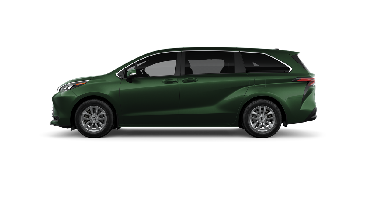 New 2026  Toyota LE image 4
