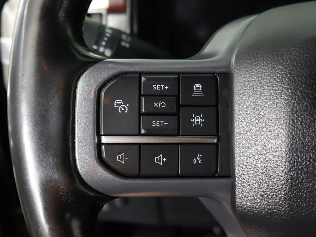 Used 2023 Agate Black Metallic Ford Lariat image 46