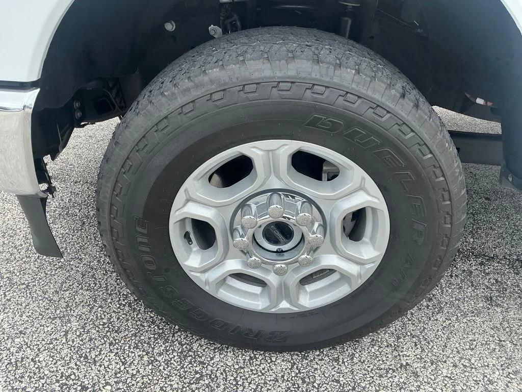 Used 2025 White Ford XLT image 33
