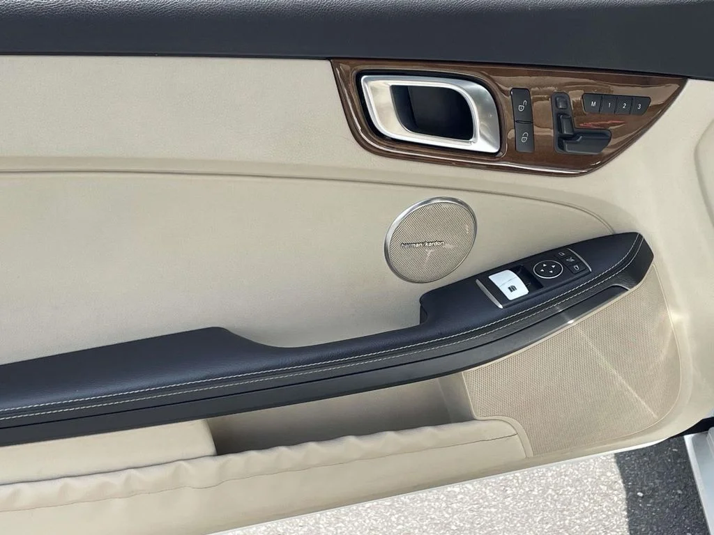 Used 2015 White Mercedes-Benz SLK 250 image 15